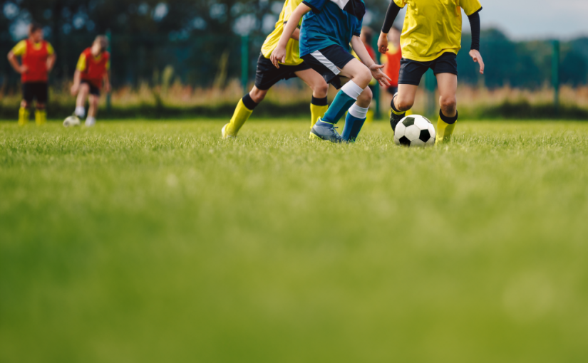 Hızır Haşim Kaya, İmkânı Olmayan Çocuklara Spor Kursları Desteği Sunuyor